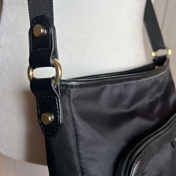 TUTILO NY Nylon Crossbody - Picture 8 of 16